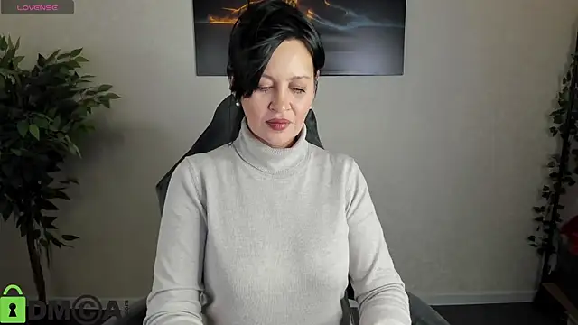 Sara Devills online show from 02-10-26, 09:19