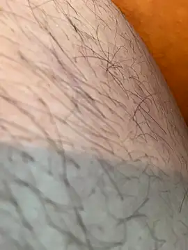 fortheloveofheels74 online show from 10-27-25, 10:16