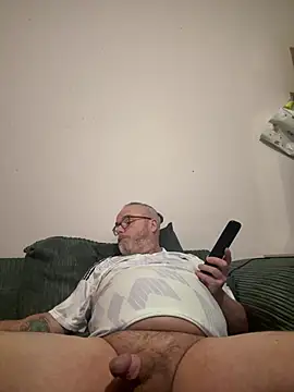 fortheloveofheels74 online show from 04-06-26, 11:06