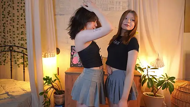 JanelAkerley online show from 11-21-25, 03:38