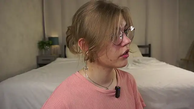 MelodyBaur online show from 04-23-26, 12:29
