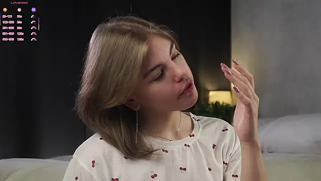 Snapshot of MelodyBaur chatting on 02-28-26, 01:55 MelodyBaur online show from 02-28-26, 01:55