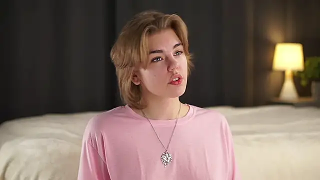 MelodyBaur online show from 11-08-25, 12:31