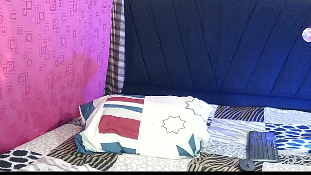 ReferredArtwork online show from 11-18-25, 07:28