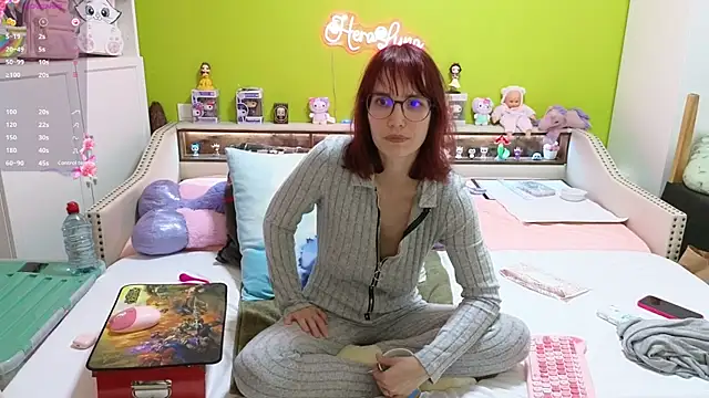  HeraLuna  online show from 03-03-26, 09:11