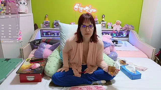  HeraLuna  online show from 03-23-26, 09:36