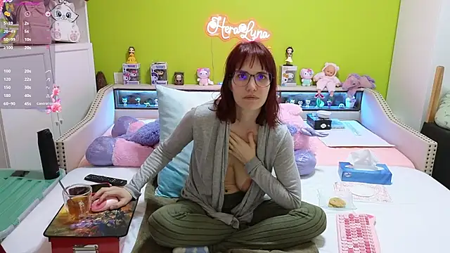  HeraLuna  online show from 03-16-26, 10:34