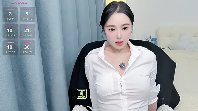 Xiaotaimei 666 online show from 11-12-25, 01:37