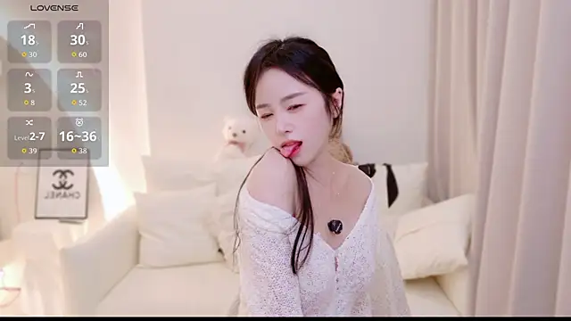 Xiaotaimei 666 online show from 04-17-26, 07:06