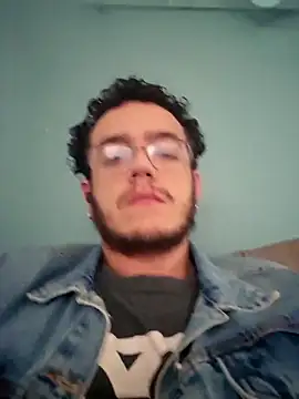 zomboy9800 online show from 12-21-25, 05:36