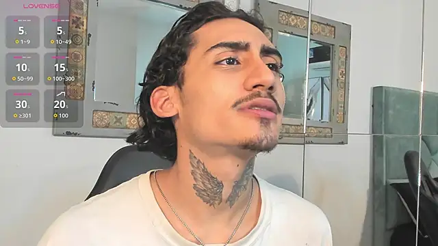 Mr Strike online show from 10-24-25, 02:43