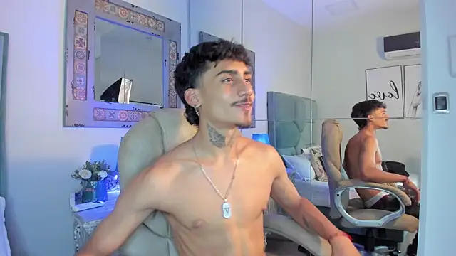 Mr Strike online show from 12-01-25, 03:40