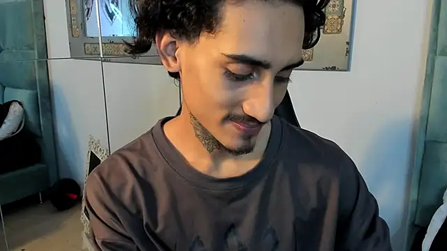 Mr Strike online show from 11-02-25, 03:00