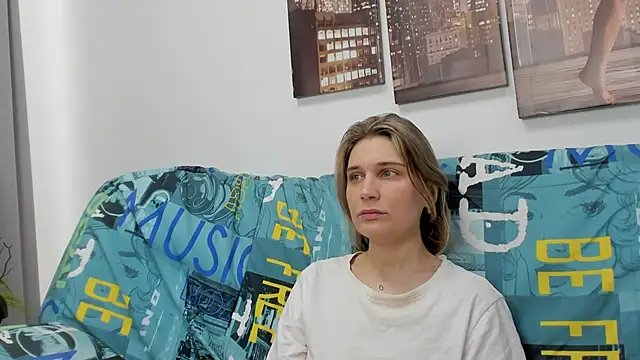 Snapshot of Tenderly_Sophie chatting on 02-15-26, 02:34 Tenderly Sophie online show from 02-15-26, 02:34