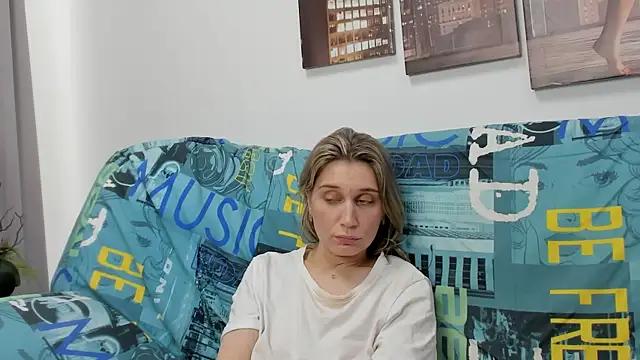 Snapshot of Tenderly_Sophie chatting on 02-15-26, 07:51 Tenderly Sophie online show from 02-15-26, 07:51