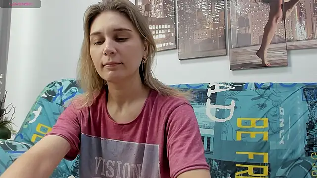 Tenderly Sophie online show from 01-12-26, 01:23