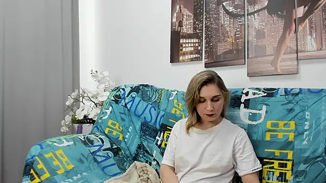 Tenderly Sophie online show from 05-30-26, 08:20