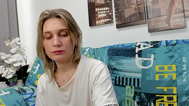 Tenderly Sophie online show from 03-02-26, 05:19