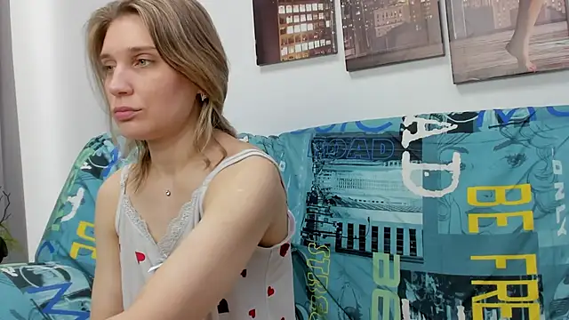 Snapshot of Tenderly_Sophie chatting on 02-16-26, 01:26 Tenderly Sophie online show from 02-16-26, 01:26