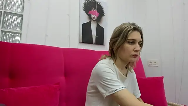 Snapshot of Tenderly_Sophie chatting on 02-24-26, 01:28 Tenderly Sophie online show from 02-24-26, 01:28