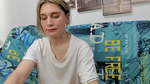 Snapshot of Tenderly_Sophie chatting on 02-20-26, 06:19 Tenderly Sophie online show from 02-20-26, 06:19