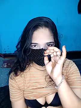 CoupleShow 432 online show from 11-14-25, 10:41