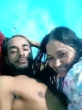 Snapshot of CoupleShow_432 chatting on 11-09-25, 10:19 CoupleShow 432 online show from 11-09-25, 10:19