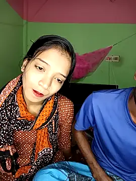 CoupleShow 432 online show from 02-24-26, 03:57