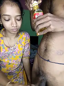 CoupleShow 432 online show from 02-21-26, 04:09