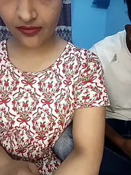 CoupleShow 432 online show from 12-17-25, 04:56