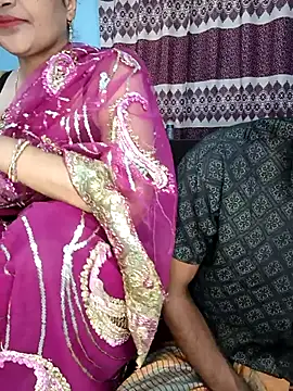 CoupleShow 432 online show from 02-07-26, 10:12