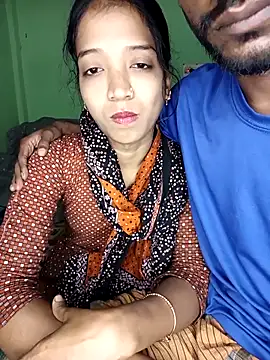 CoupleShow 432 online show from 02-22-26, 04:19