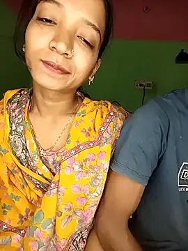 CoupleShow 432 online show from 02-19-26, 01:08