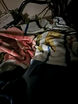 Snapshot of Djemi_7 chatting on 02-16-26, 02:43 Djemi 7 online show from 02-16-26, 02:43