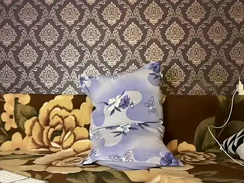 Snapshot of GitanoBoy chatting on 11-11-25, 05:19 GitanoBoy online show from 11-11-25, 05:19