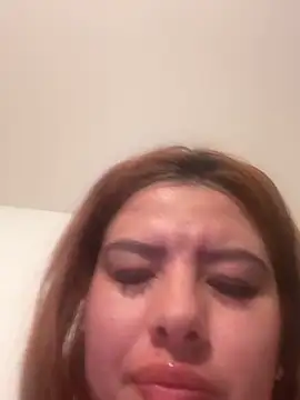 viki 11 online show from 10-30-25, 10:24