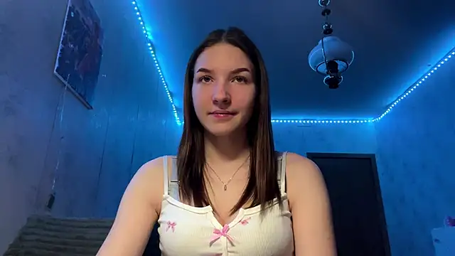 Beauty miIa online show from 11-27-25, 07:14