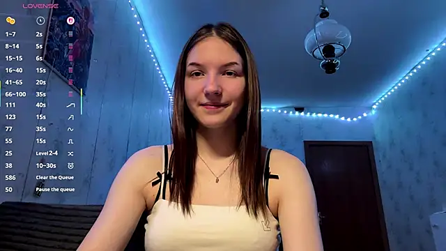 Beauty miIa online show from 12-16-25, 03:38