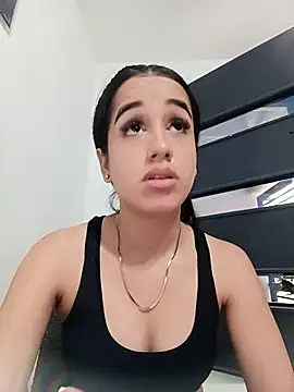 BabyCaramel18 online show from 11-04-25, 11:36