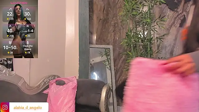 Snapshot of sydney_miller_ chatting on 02-06-26, 11:12 sydney miller online show from 02-06-26, 11:12