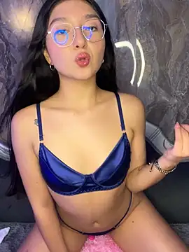 Snapshot of sydney_miller_ chatting on 11-27-25, 11:27 sydney miller online show from 11-27-25, 11:27