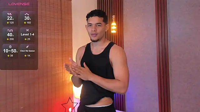 Snapshot of Arthur_Louis chatting on 11-04-25, 11:58 Arthur Louis online show from 11-04-25, 11:58