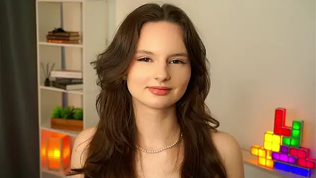 Snapshot of AlonaBackers chatting on 10-25-25, 10:03 AlonaBackers online show from 10-25-25, 10:03