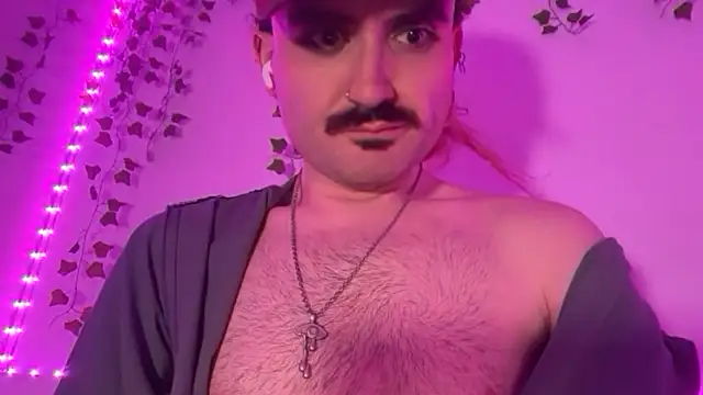 Snapshot of Gander_At_Xander chatting on 10-21-25, 11:26 Gander At Xander online show from 10-21-25, 11:26