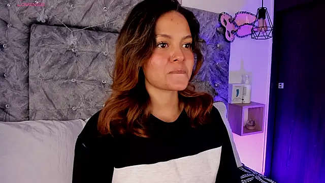 Amatista desire online show from 01-11-26, 12:12