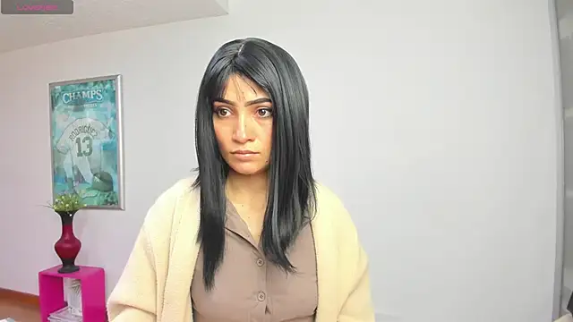 chloehanna online show from 05-03-26, 01:04
