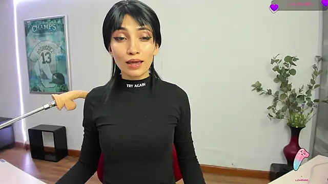 chloehanna online show from 05-19-26, 09:44