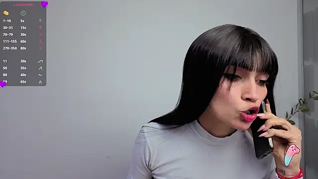 chloehanna online show from 06-25-26, 02:00