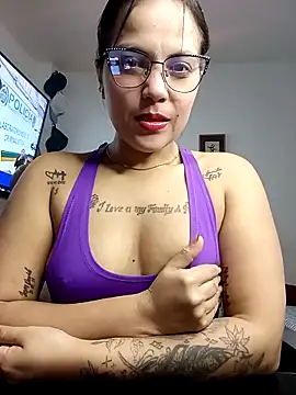 tattyHot95 online show from 03-12-26, 06:23