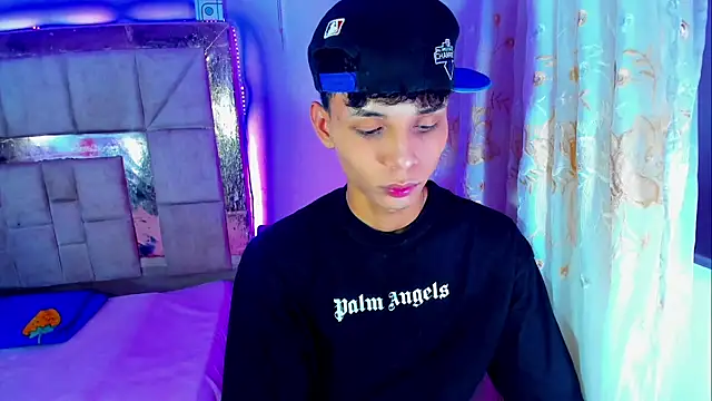 boyswantingplay online show from 02-12-26, 05:13